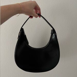 half moon shoulder bag